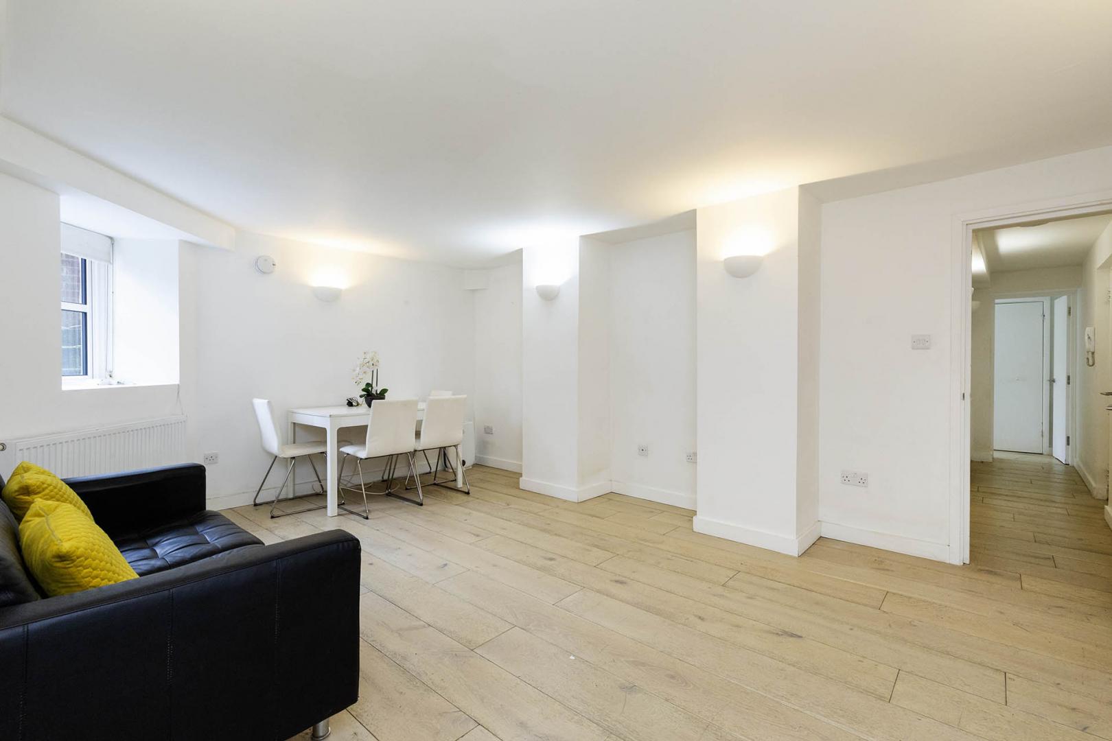 			2 Bedroom, 1 bath, 1 reception Flat			 Fairhazel Gardens, South Hampstead